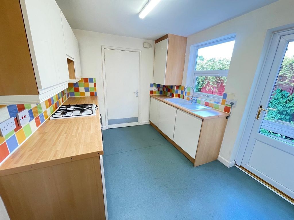 Property photo 2 of 14