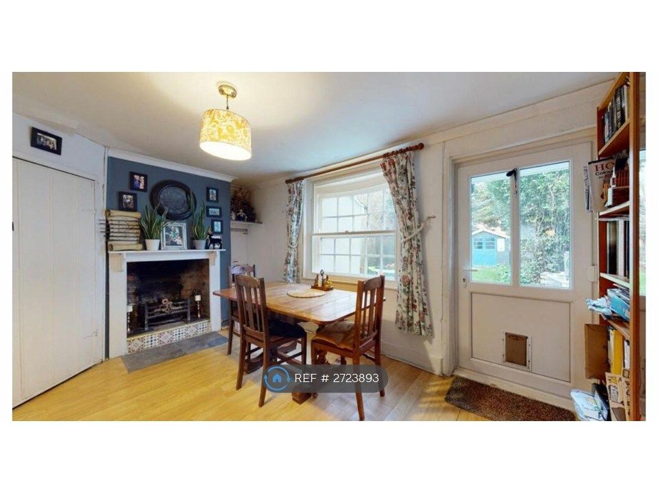 Property photo 3 of 12 Diner