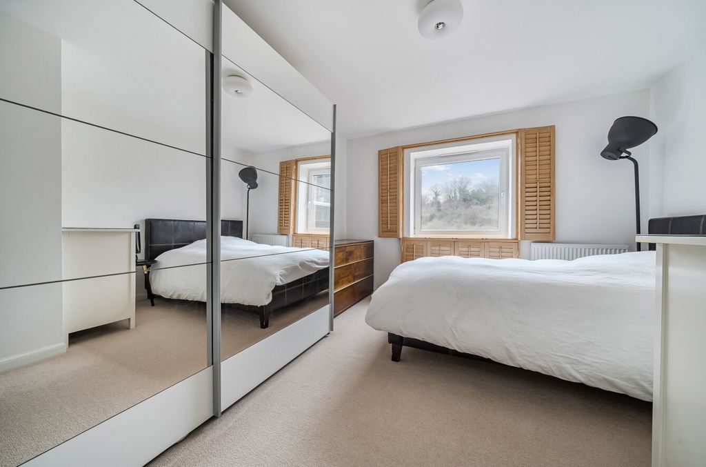 Property photo 3 of 20 Bedroom Two