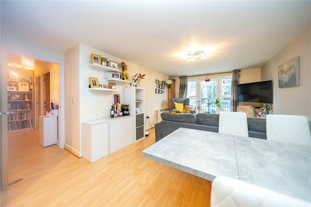 Property photo 2 of 10 Internal