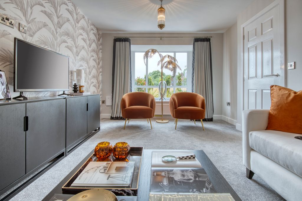 Property photo 3 of 12 Weaver Meadows