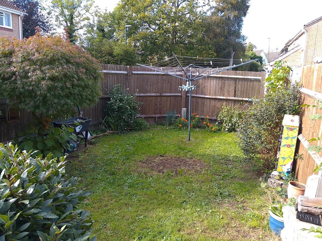 Property photo 2 of 9 Garden 1.Jpg