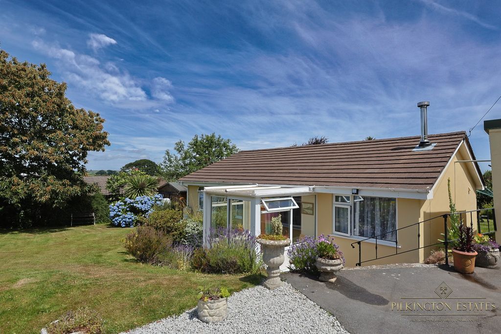 Property photo 2 of 22 4305264