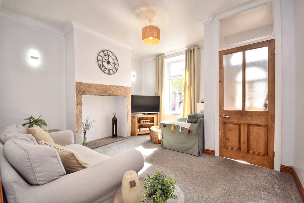 Property photo 2 of 18 Living Room