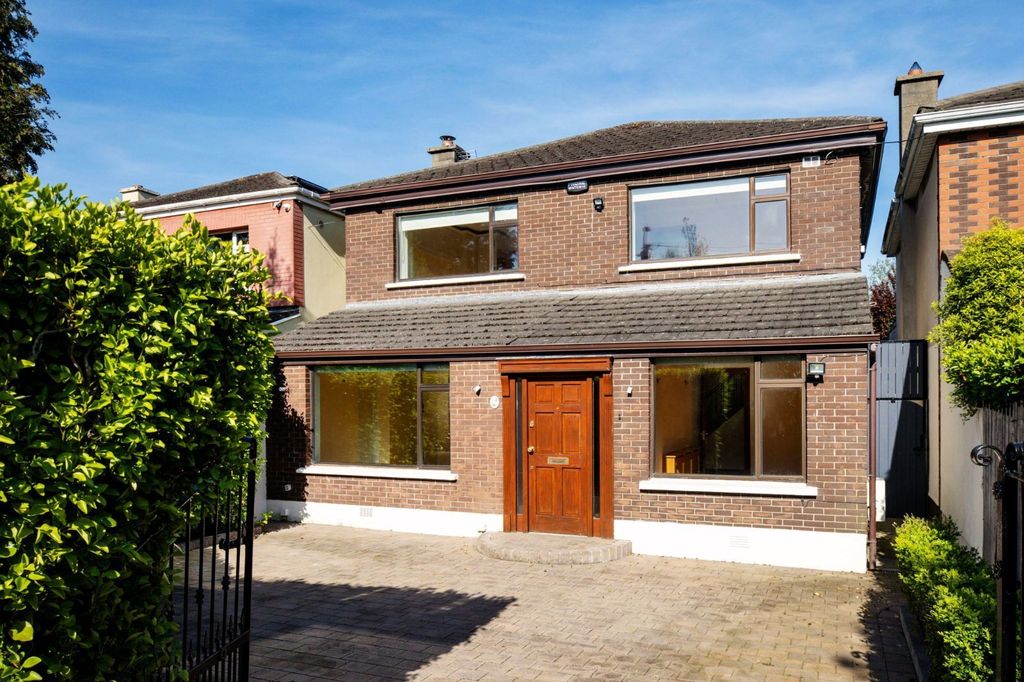 Property photo 1 of 27 Picture No. 02