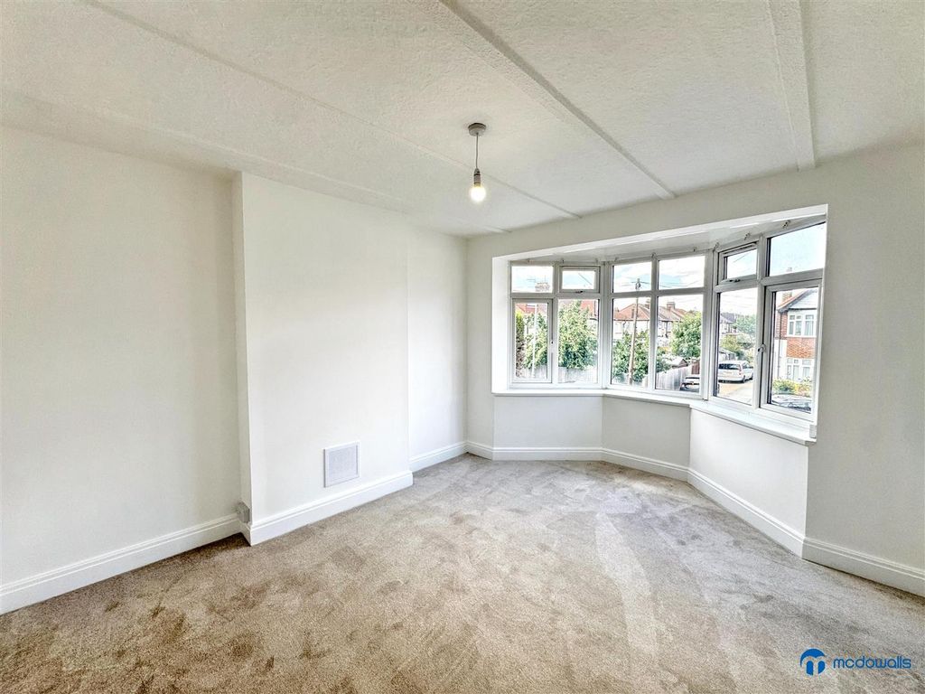 Property photo 3 of 20 Img_6634.Jpg