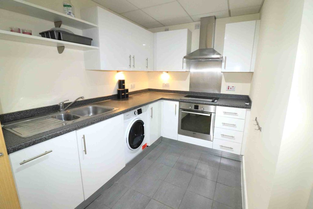 Property photo 3 of 9