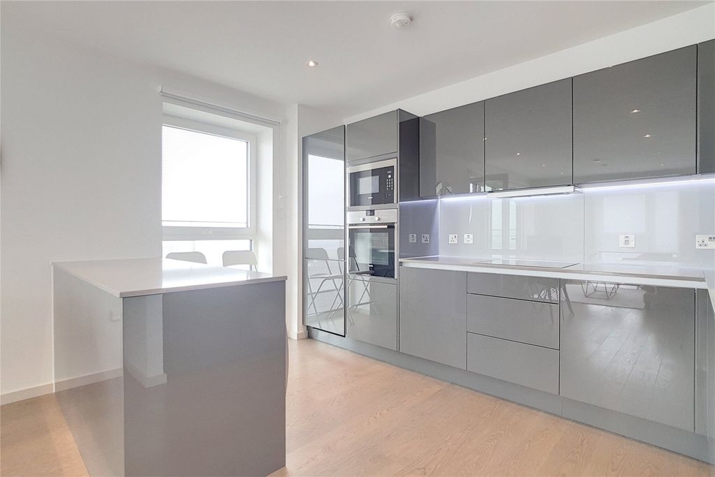 Property photo 2 of 22 Picture No. 07