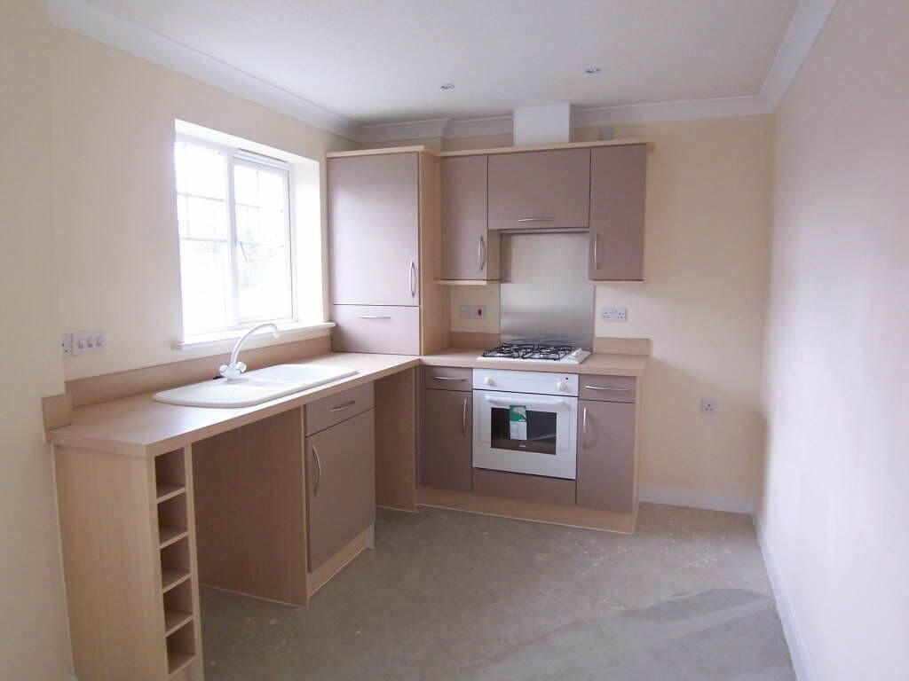 Property photo 3 of 5 Kitchen