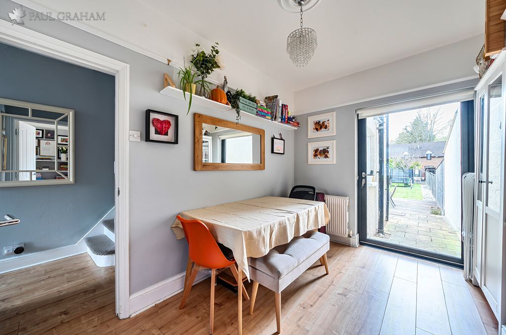 Property photo 3 of 19 7Bad84A0-632c-42E4-B821-6c5c3763Aa89