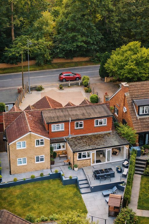 Property photo 1 of 36