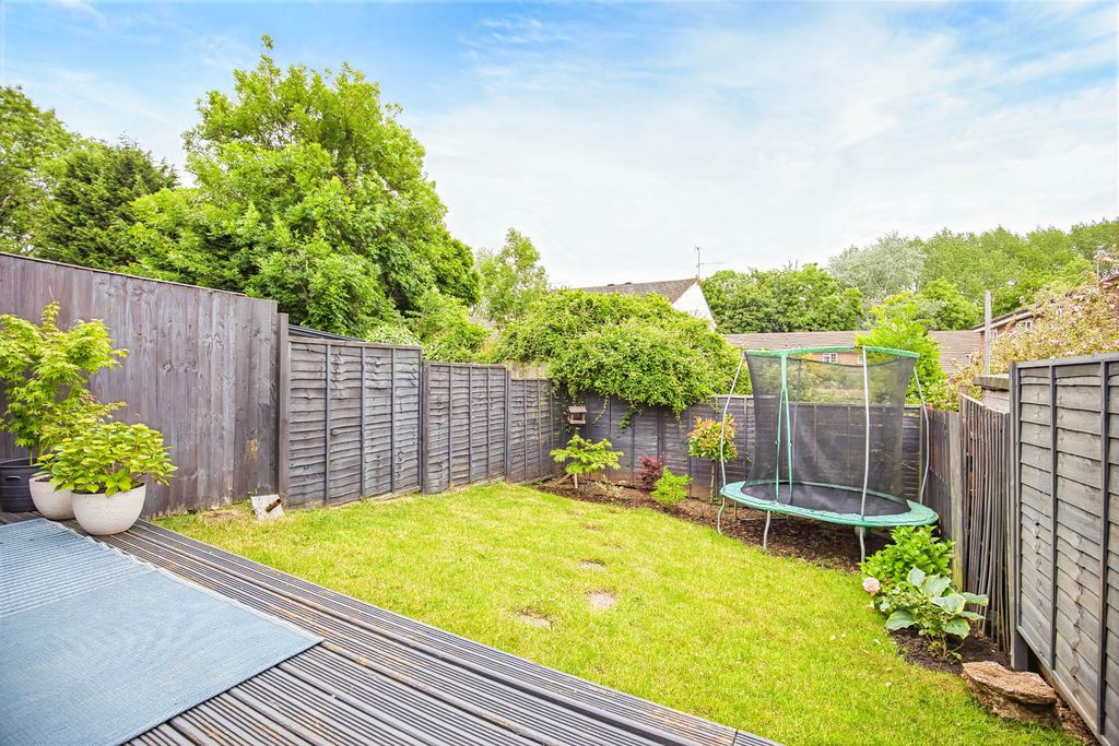Property photo 2 of 24