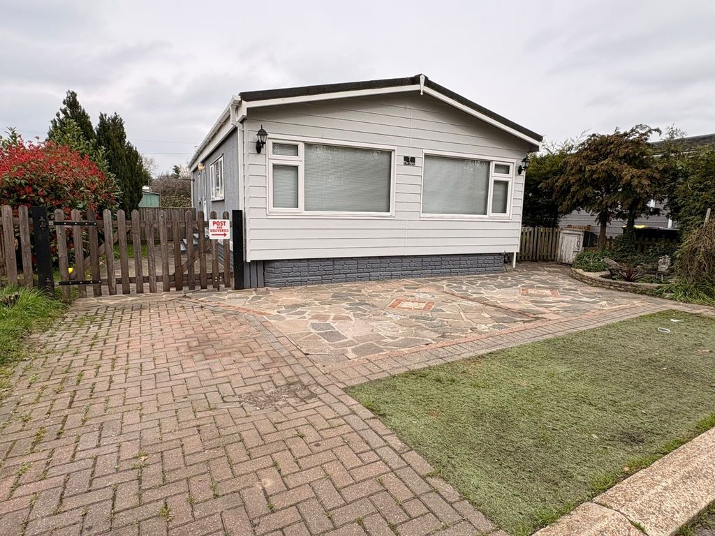 Property photo 1 of 13 5027600