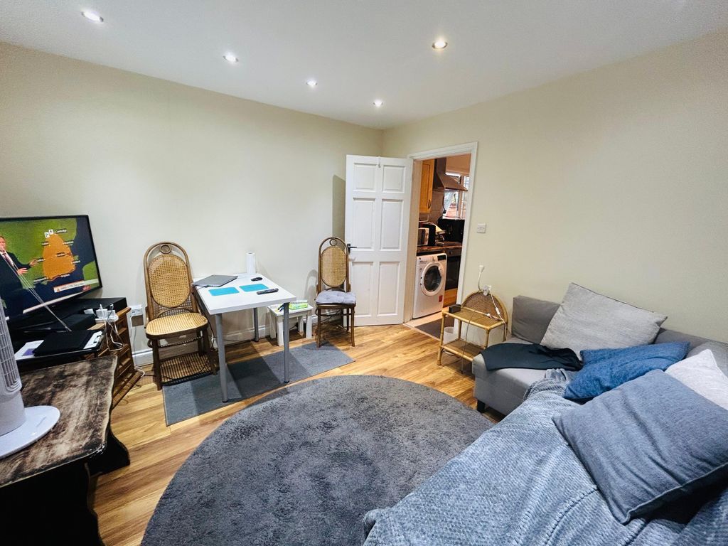 Property photo 2 of 6 Img-20250719-Wa0011