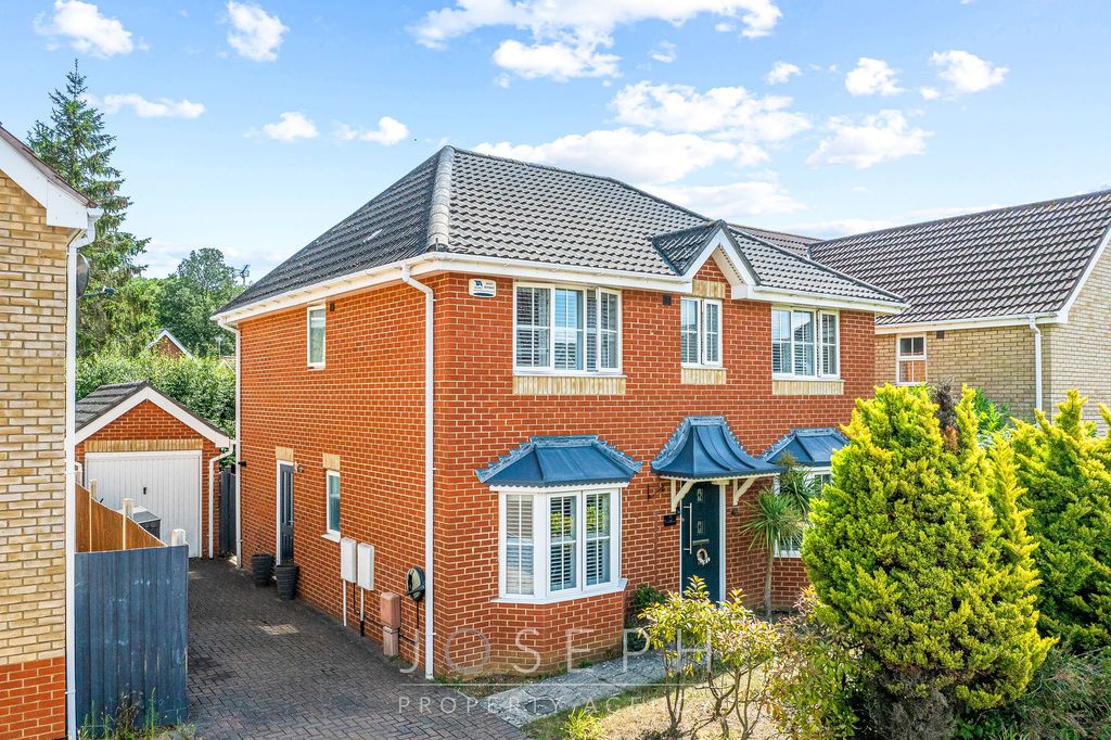 Property photo 1 of 22