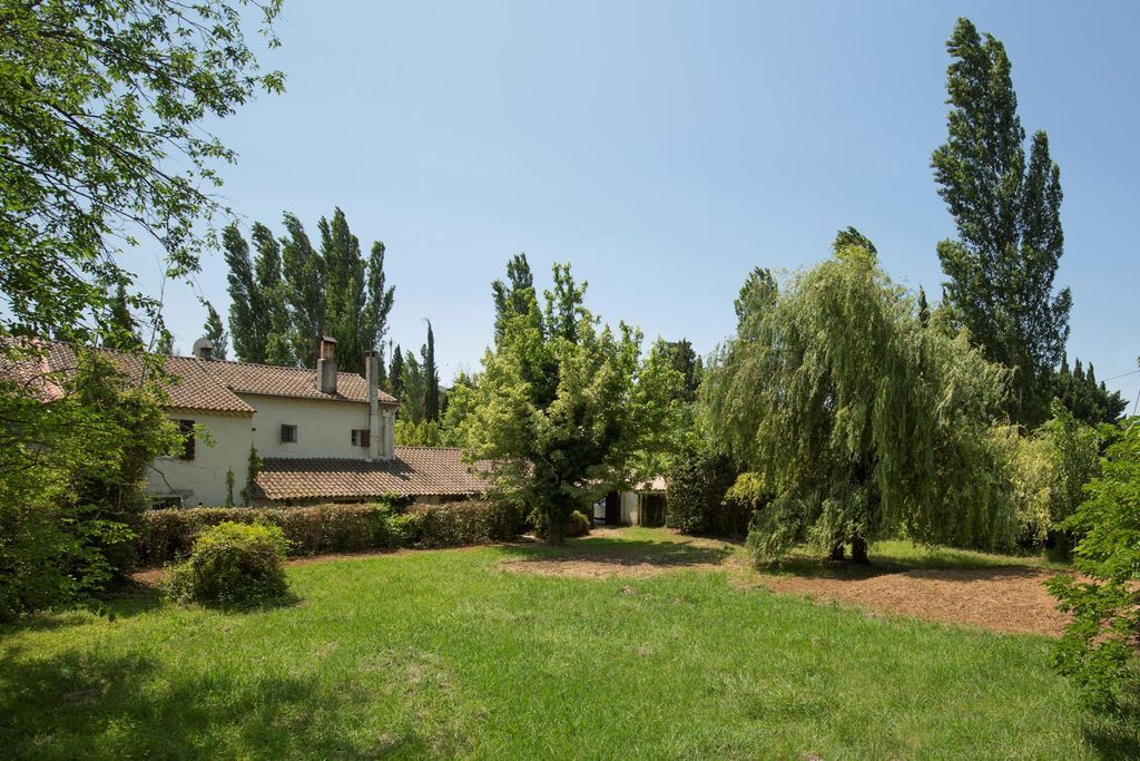 Property photo 2 of 19 Image
