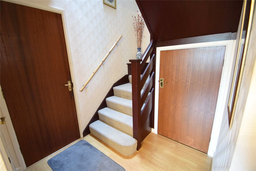 Property photo 2 of 24 Picture No. 09