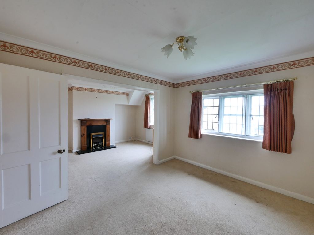 Property photo 3 of 10 Lounge - Dining Room