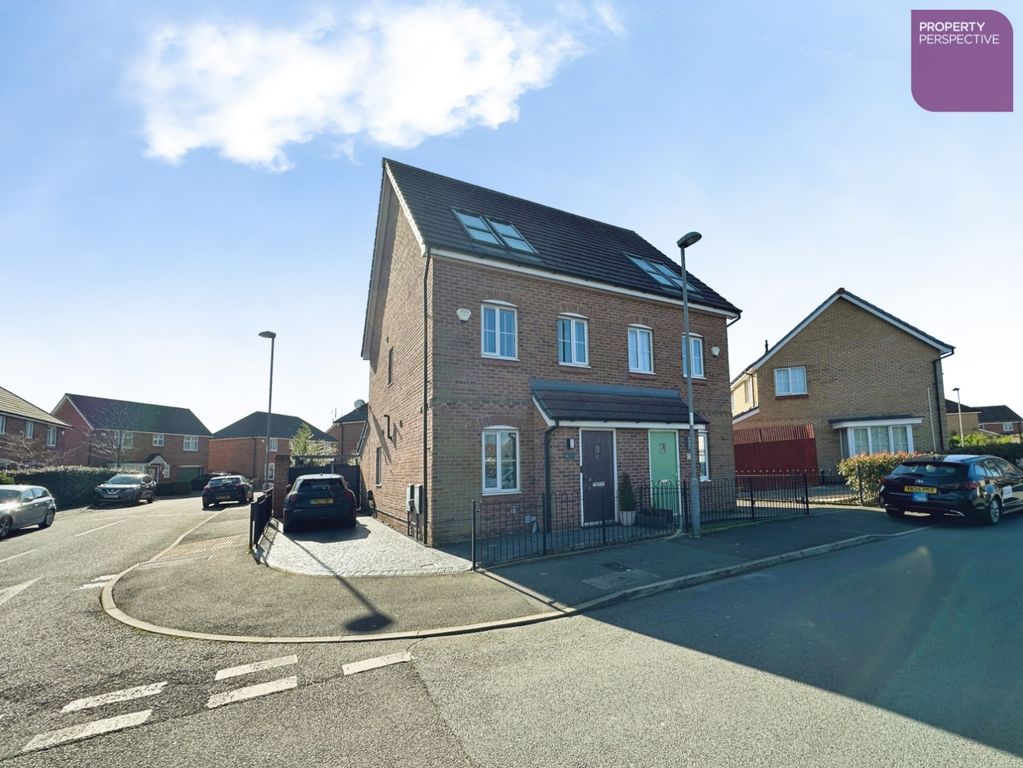 Property photo 1 of 14 External