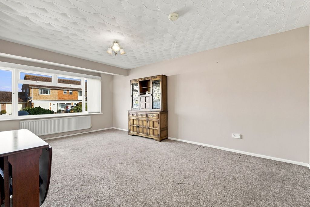 Property photo 2 of 15