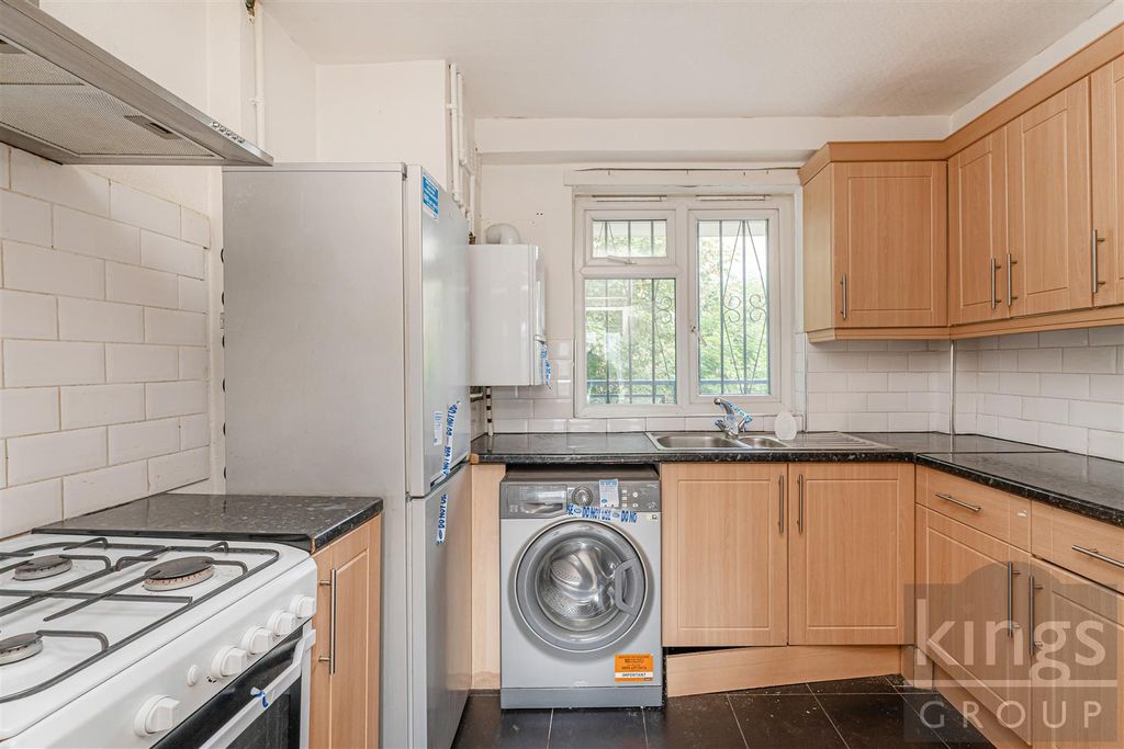 Property photo 3 of 14 4.Jpg