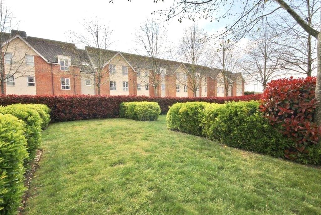 Property photo 2 of 9 Picture No. 16