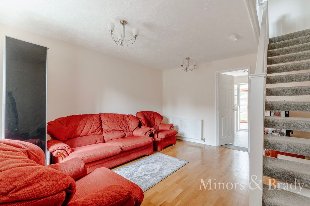 Property photo 2 of 14