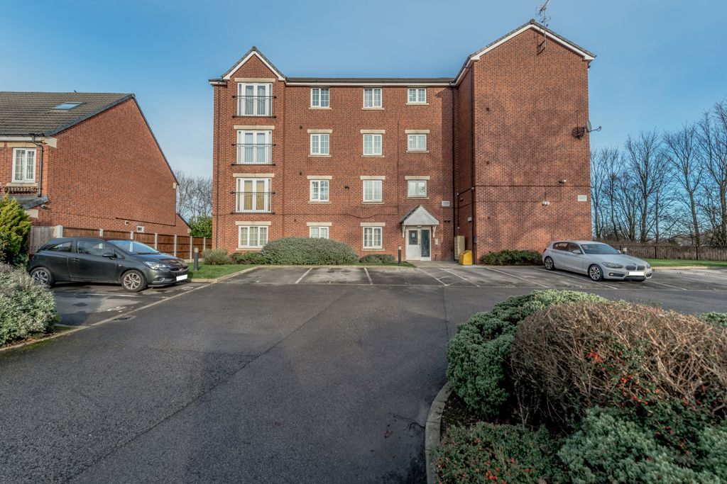 Property photo 1 of 13