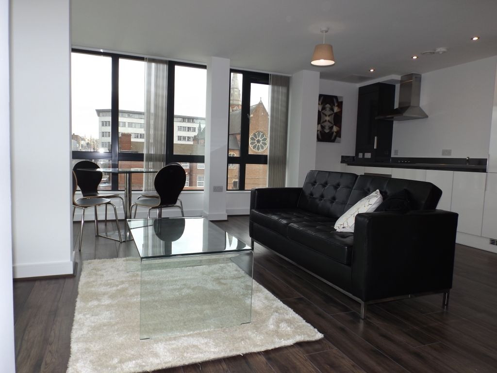 Property photo 2 of 8 Living Area