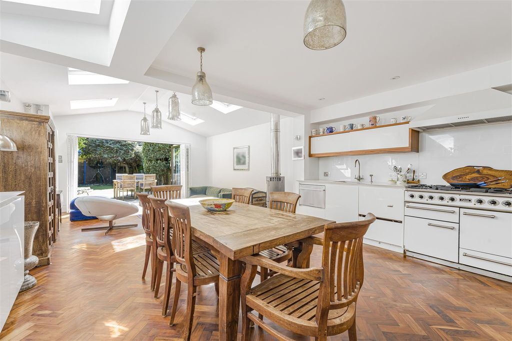 Property photo 2 of 17 Ped07128.Jpg