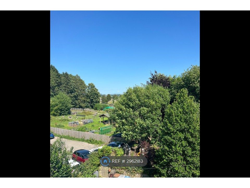 Property photo 2 of 3