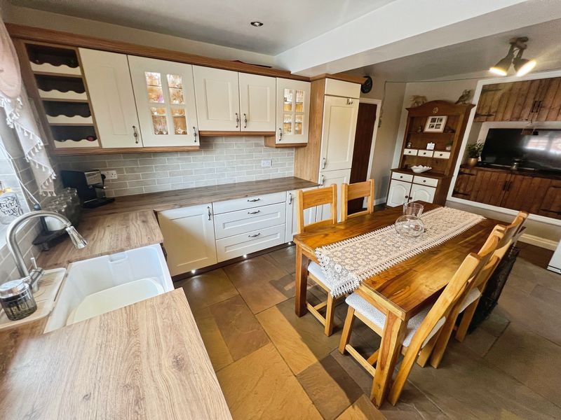 Property photo 2 of 22 Kitchen Dining Room