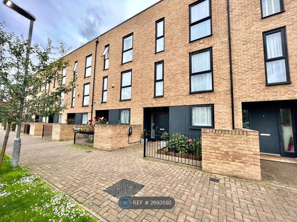 Property photo 2 of 24 Outside