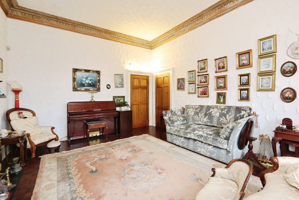 Property photo 3 of 29