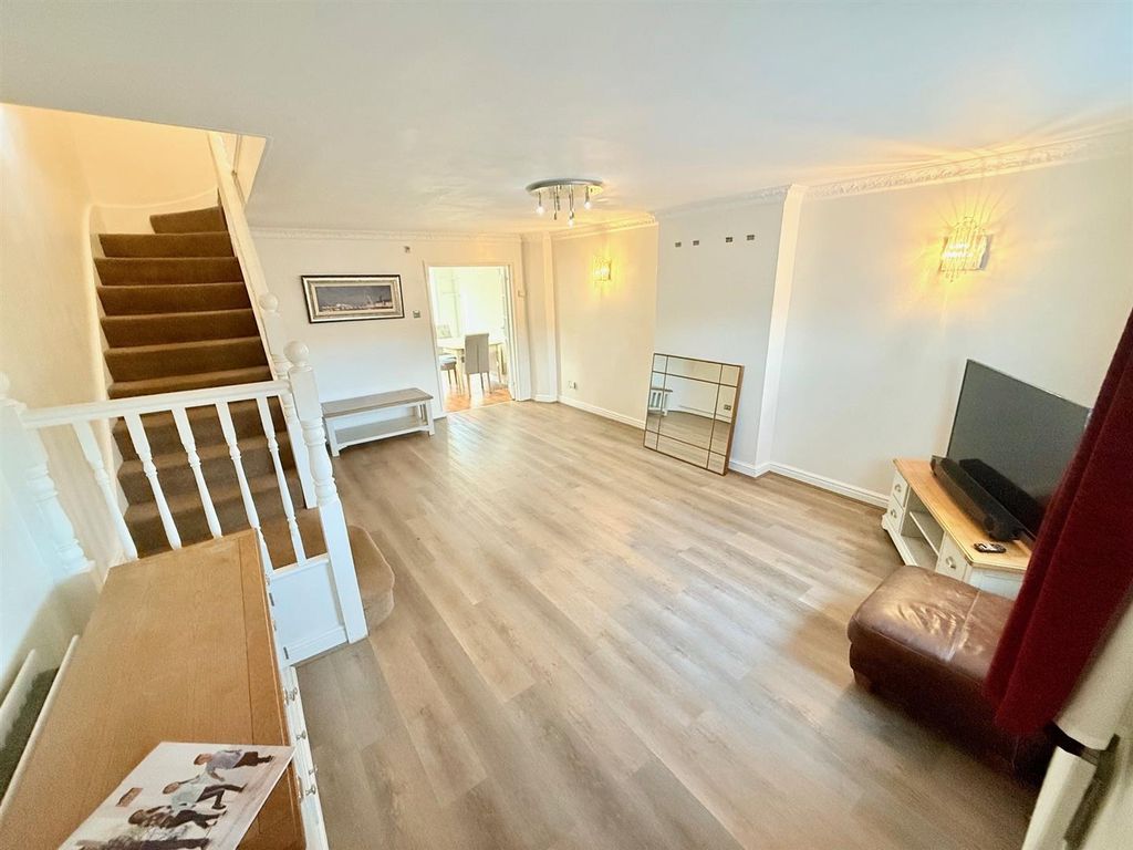 Property photo 2 of 17 2.Jpg