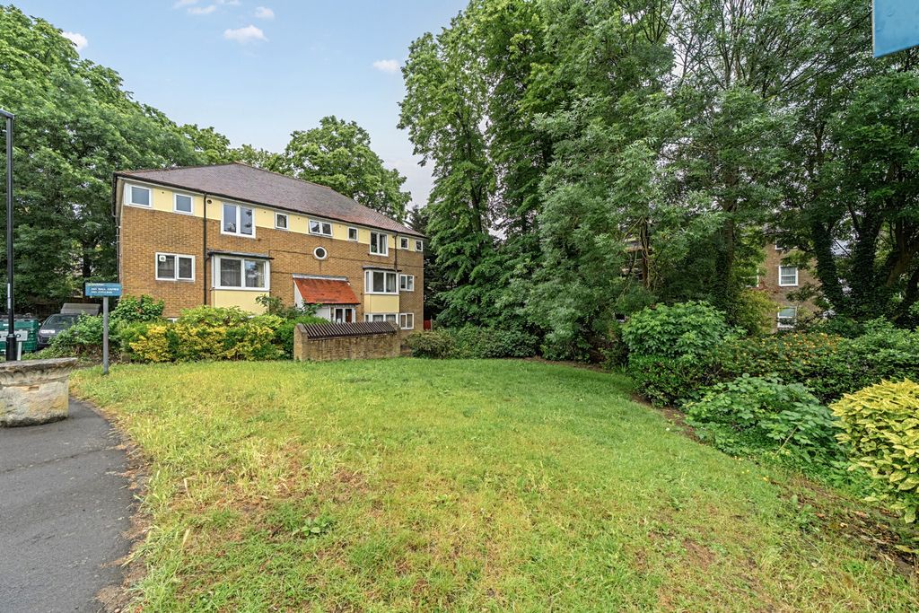 Property photo 1 of 15 1471852-13-6A201A...