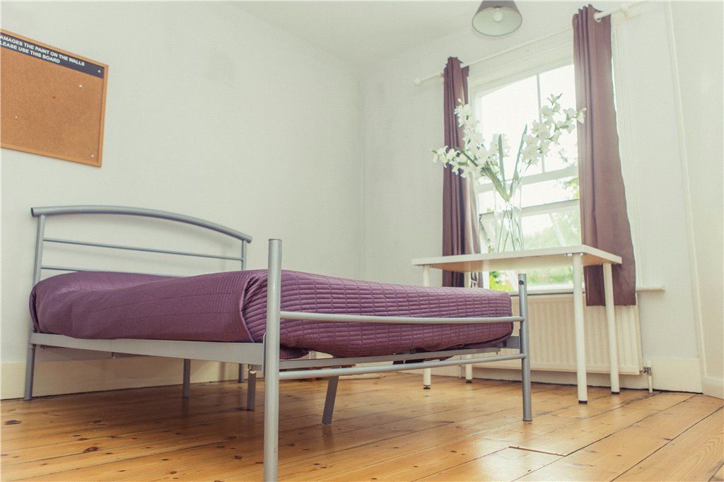 Property photo 3 of 5 Bedroom