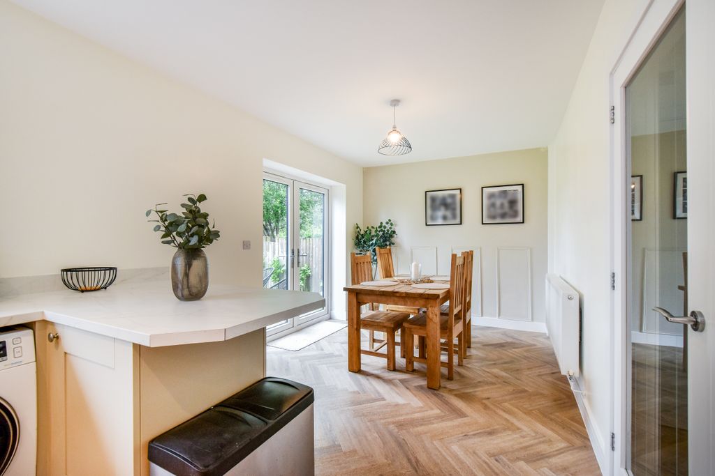 Property photo 2 of 45 Sa115Eh-34