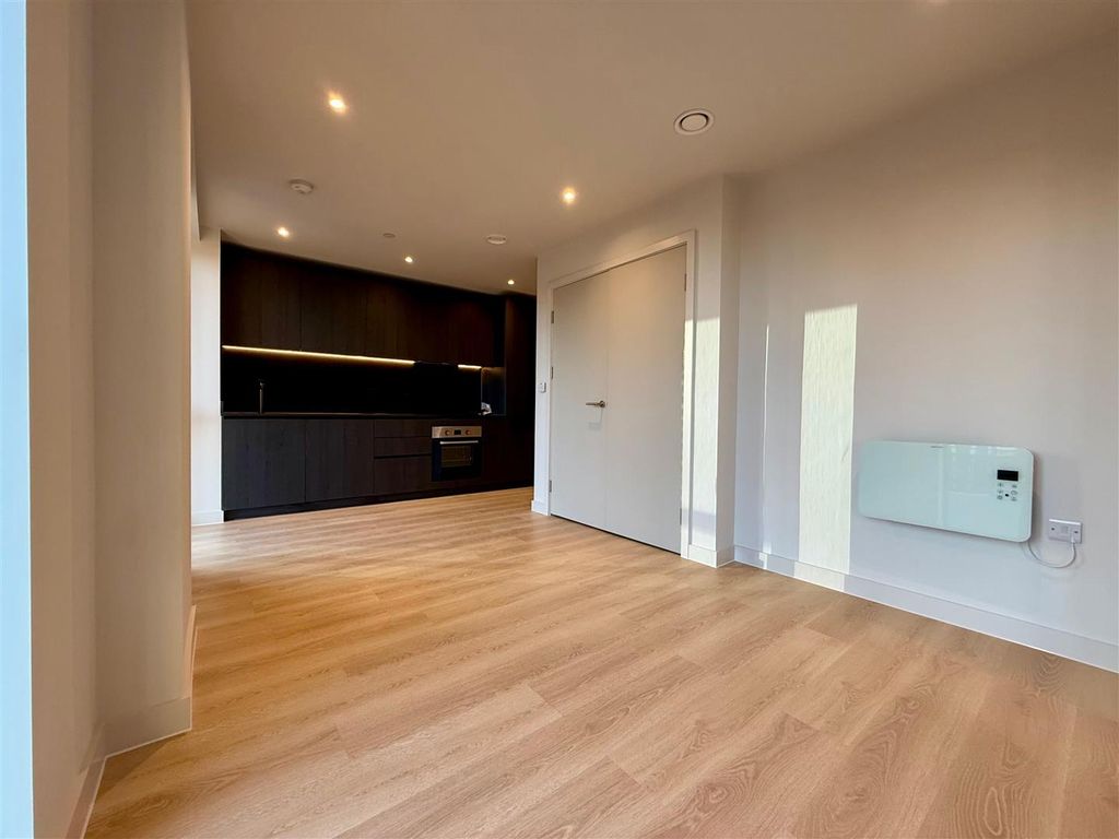 Property photo 2 of 11 Whatsapp Image 2026-01-30 At 15.02.12.Jpeg