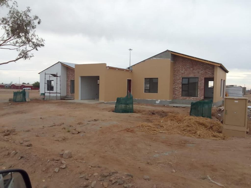 Property photo 1 of 2
