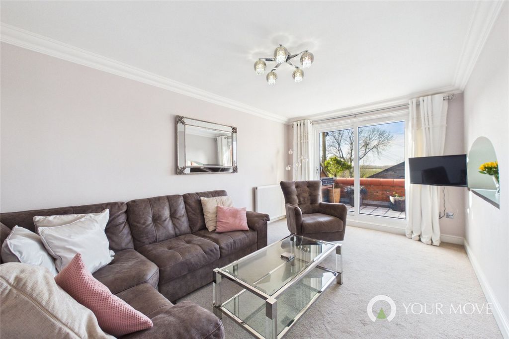 Property photo 2 of 27 Picture No. 43