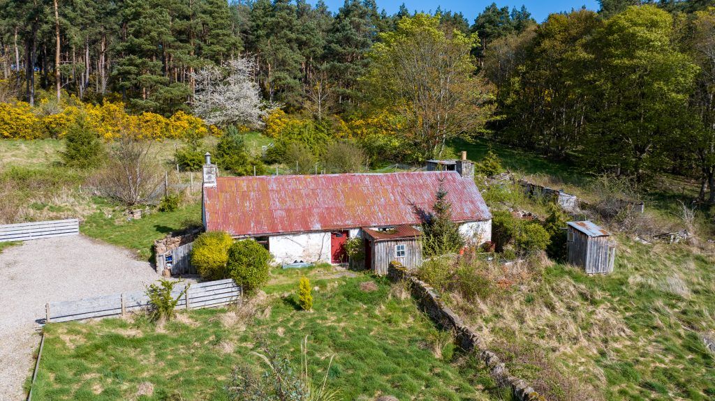 Property photo 3 of 10