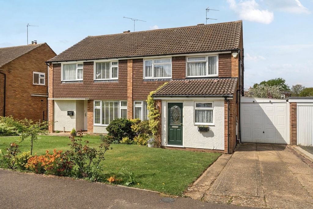 Property photo 1 of 18