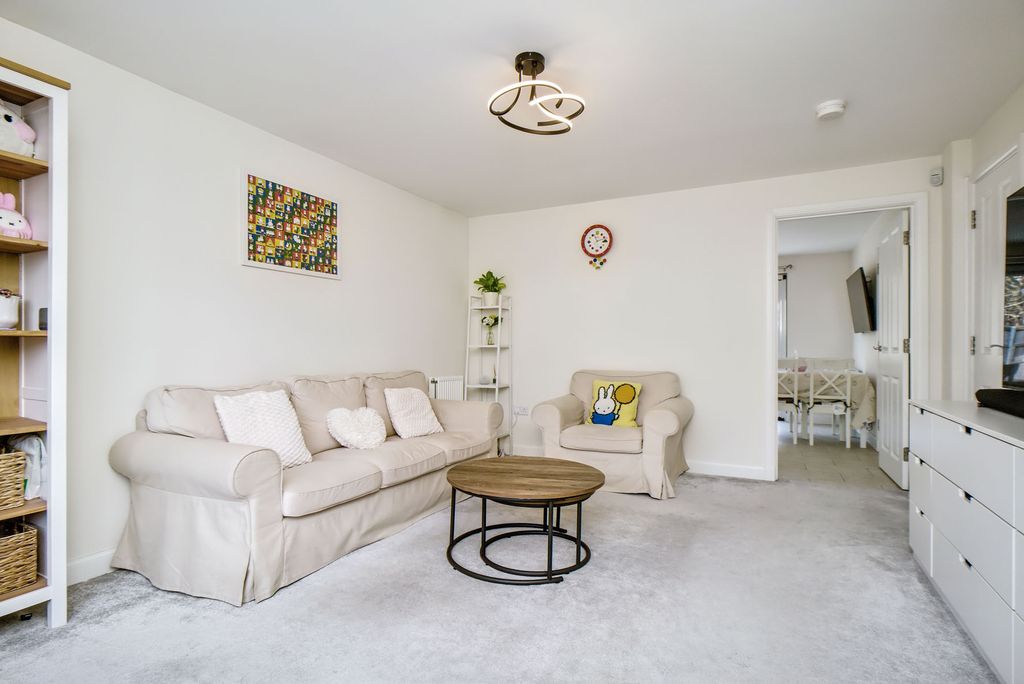 Property photo 3 of 11 Property Image 3