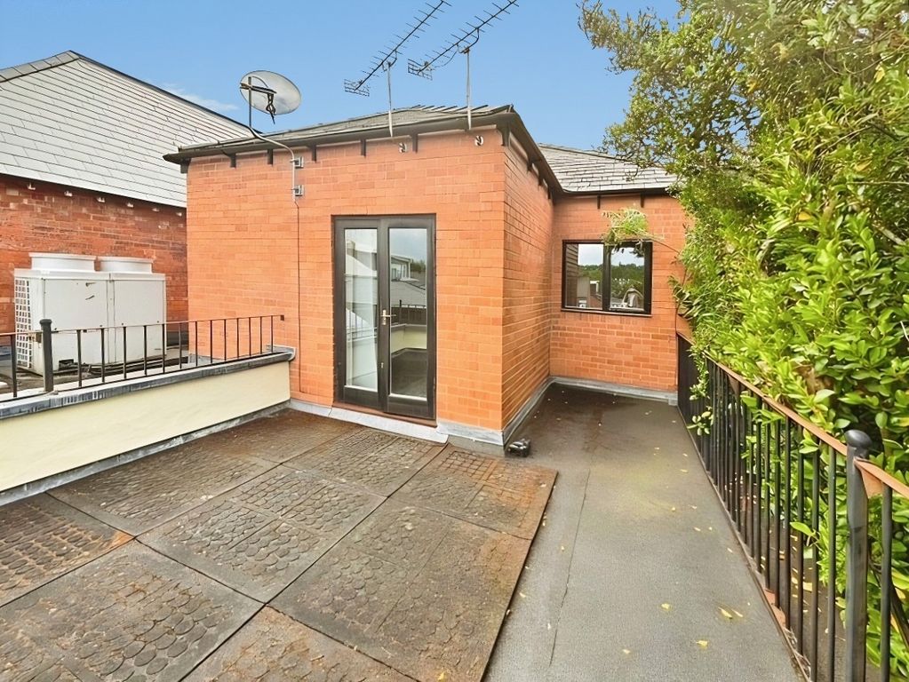 Property photo 1 of 11 Rear