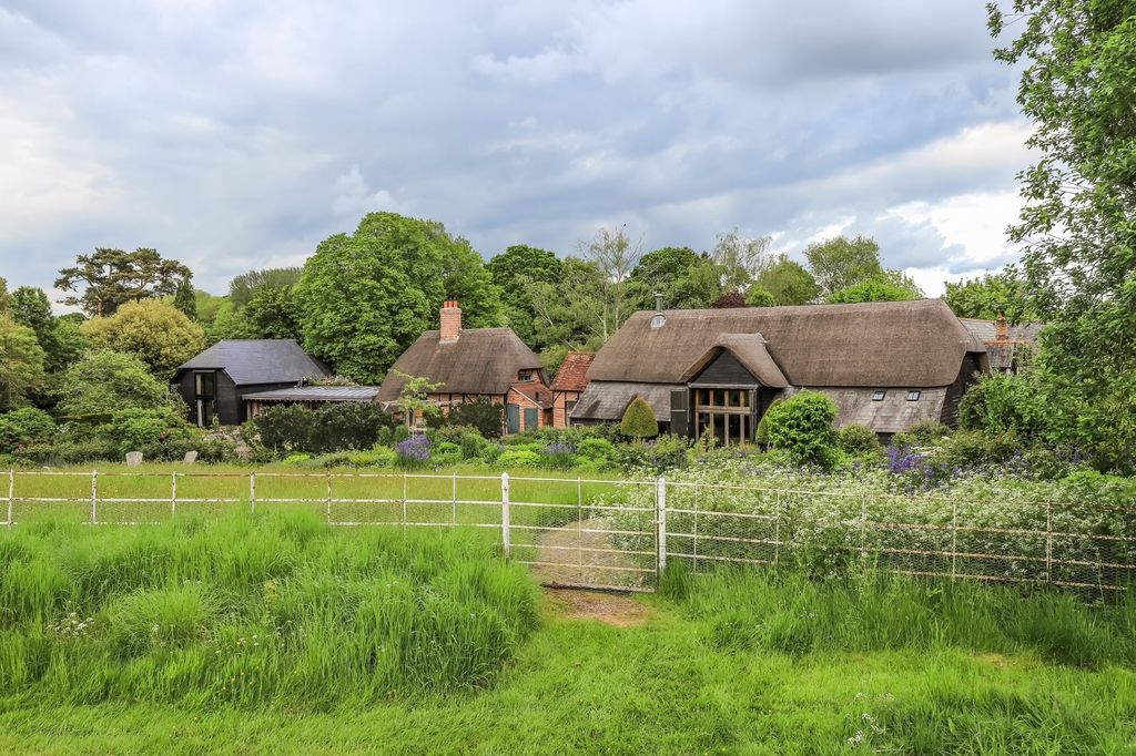 Property photo 2 of 18 Rear