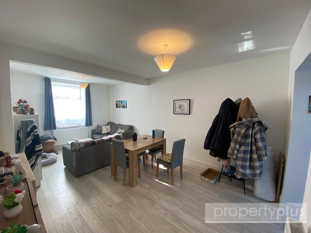 Property photo 3 of 13 Picture No. 01