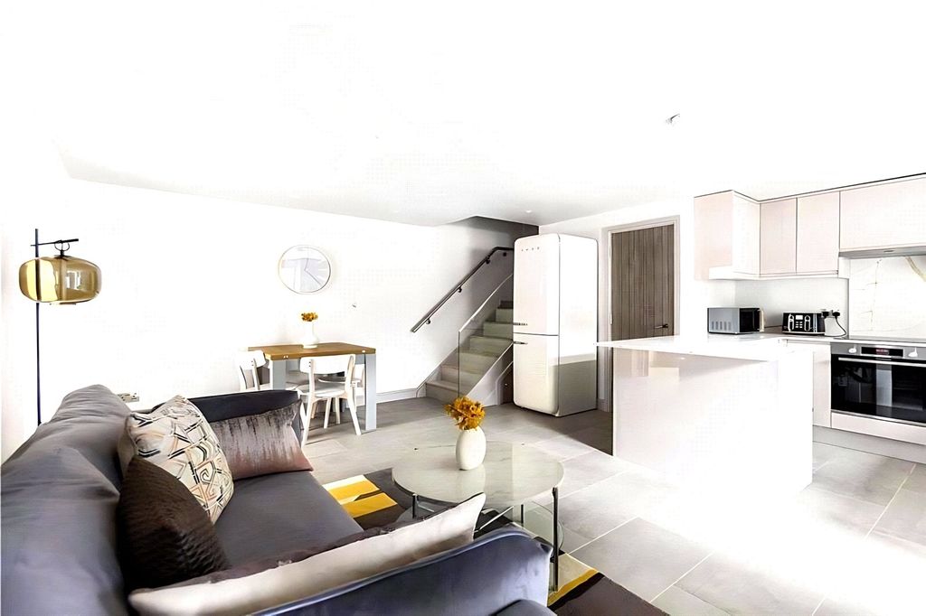 Property photo 1 of 14 Picture No. 13