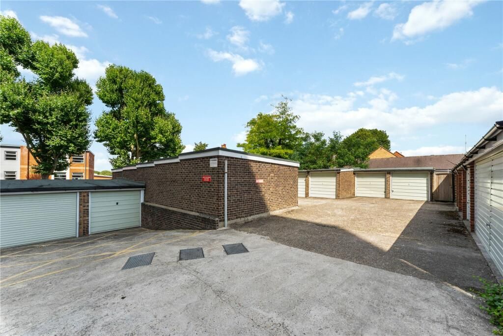 Property photo 3 of 16 Photo 2