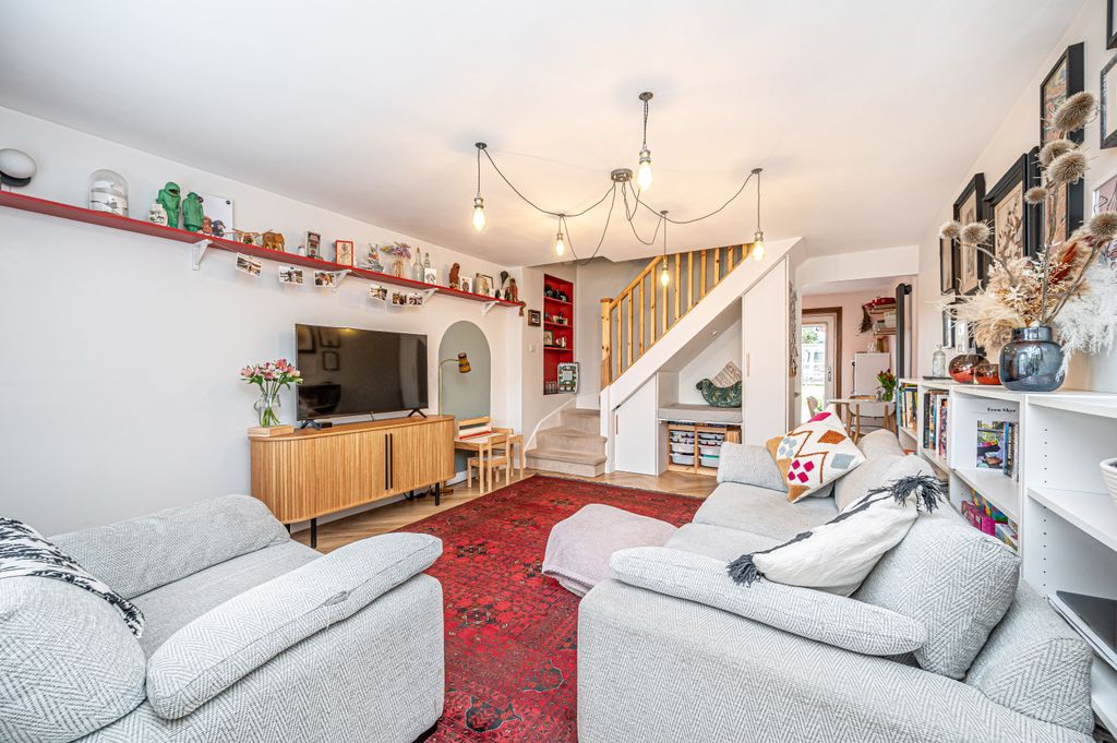 Property photo 2 of 20 Property Image 2